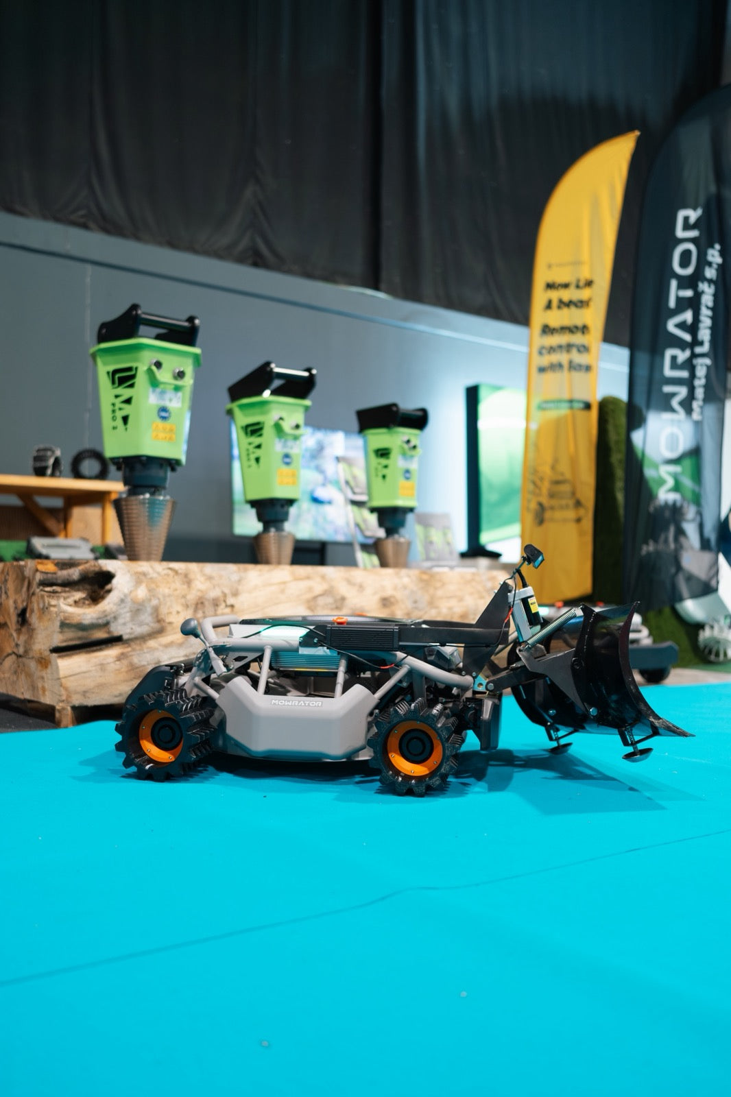 Mowrator S1 – 4WD 18Ah (mit Offroad-Rädern)