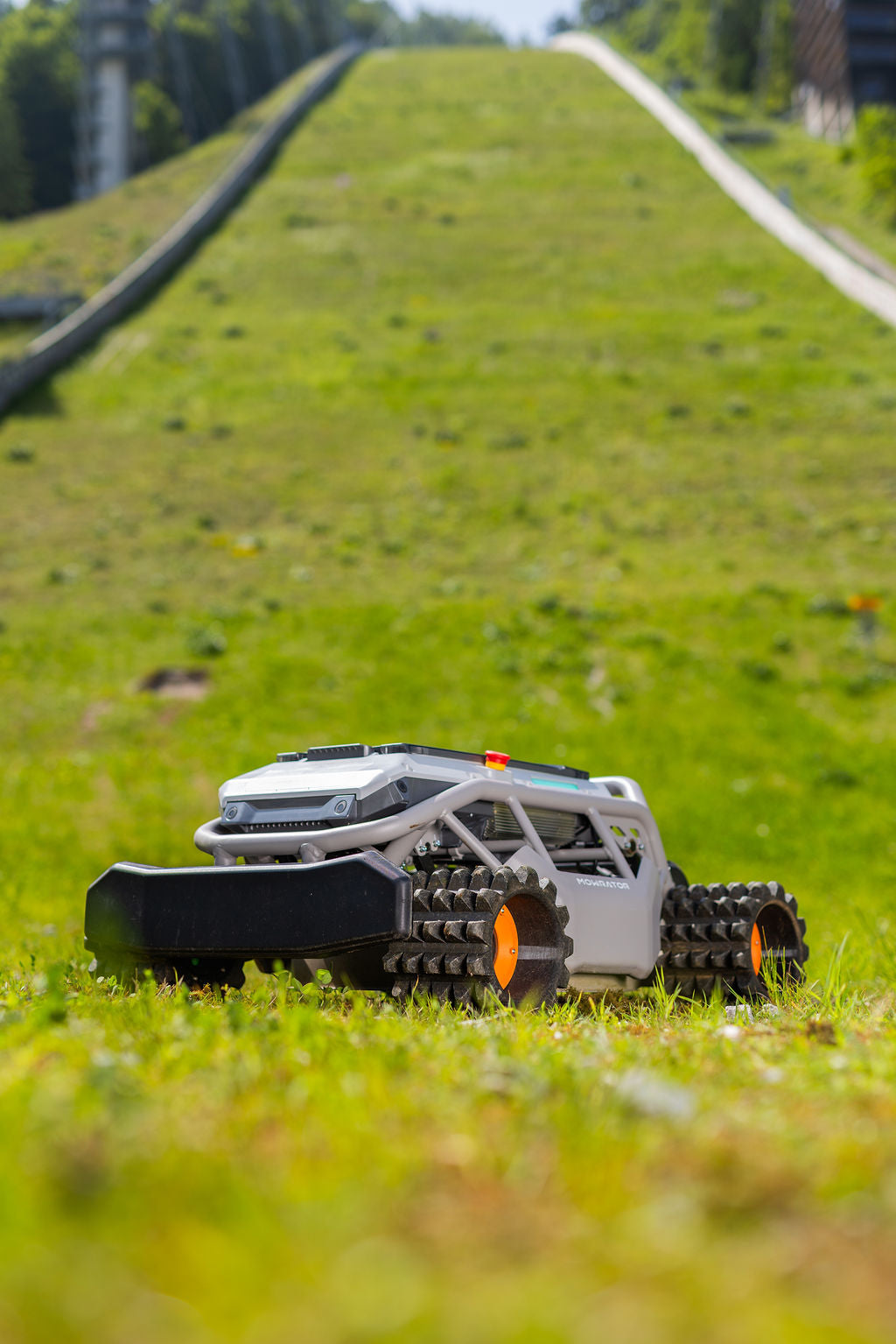 Mowrator S1 – 4WD 12Ah (mit Offroad-Rädern)