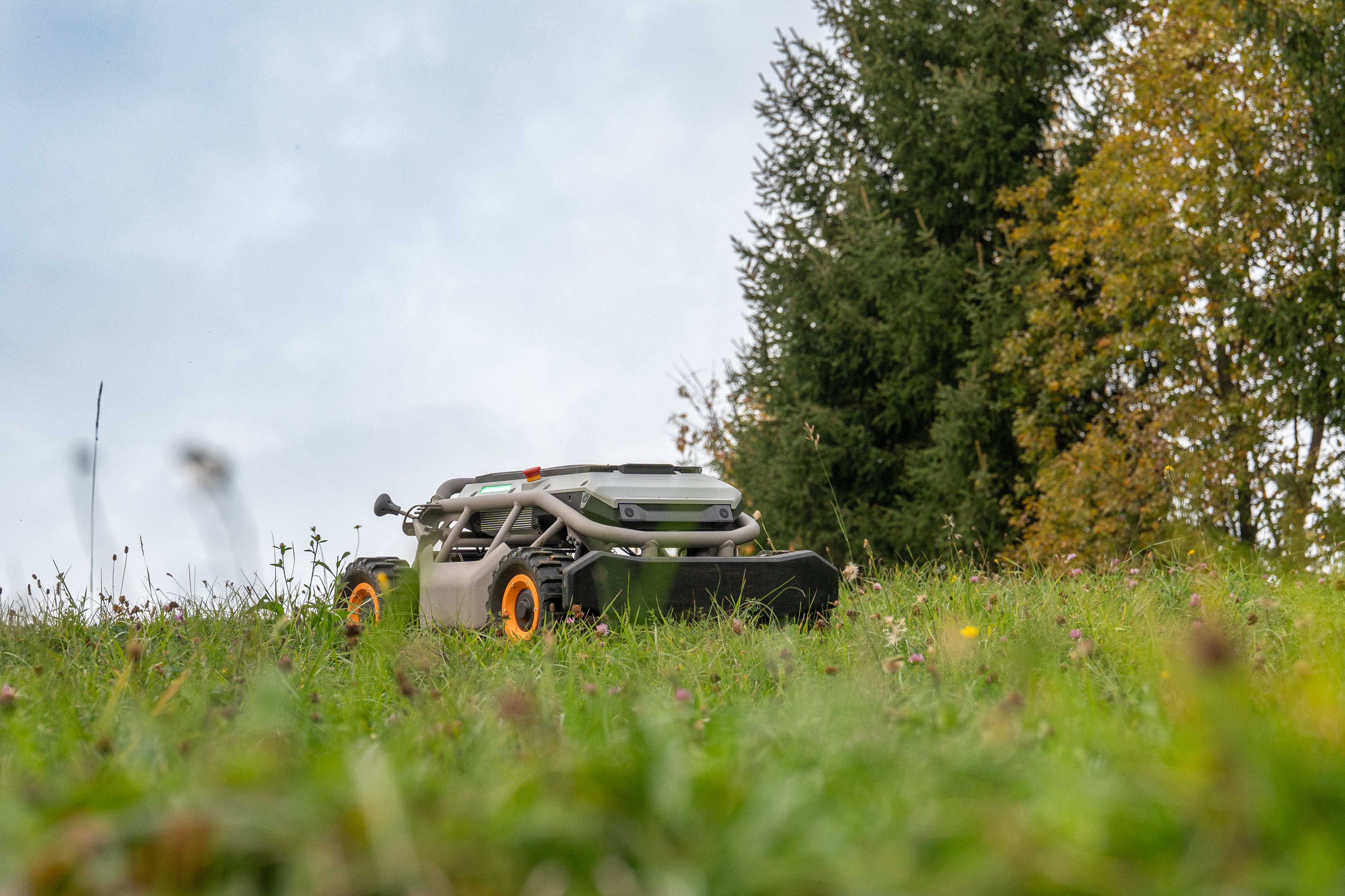 Mowrator S1 – 4WD 12Ah (Terrain-Räder)