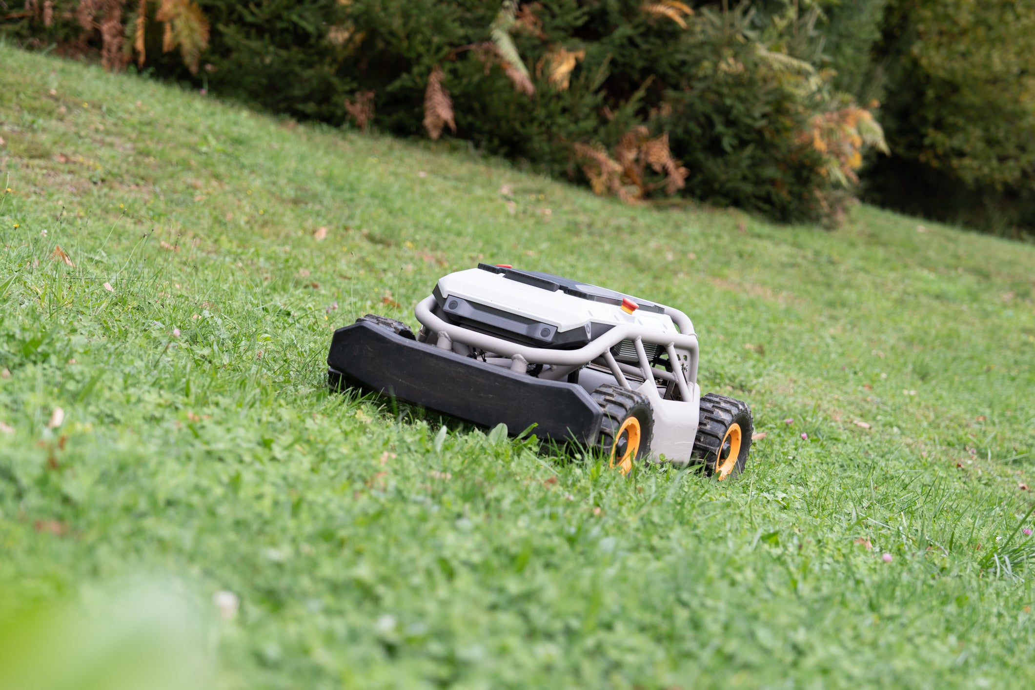 Mowrator S1 – 4WD 12Ah (Terrain-Räder)
