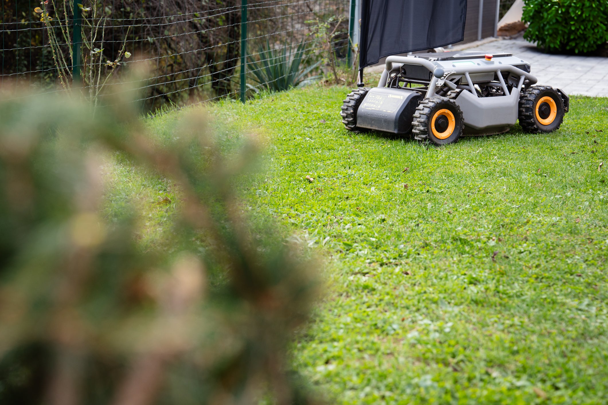 Mowrator S1 – 4WD 12Ah (Terrain-Räder)