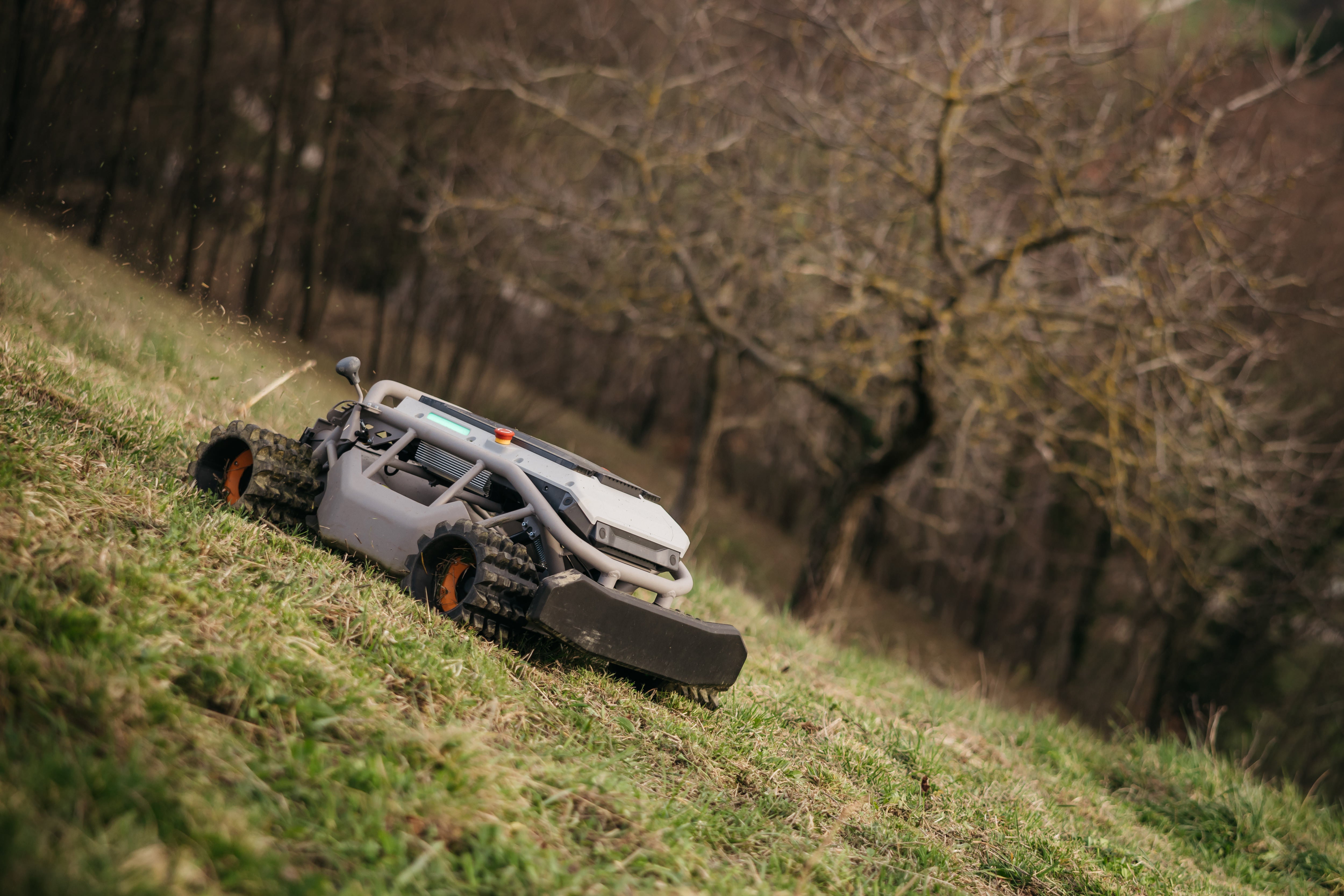 Mowrator S1 – 4WD 18Ah (mit Offroad-Rädern)