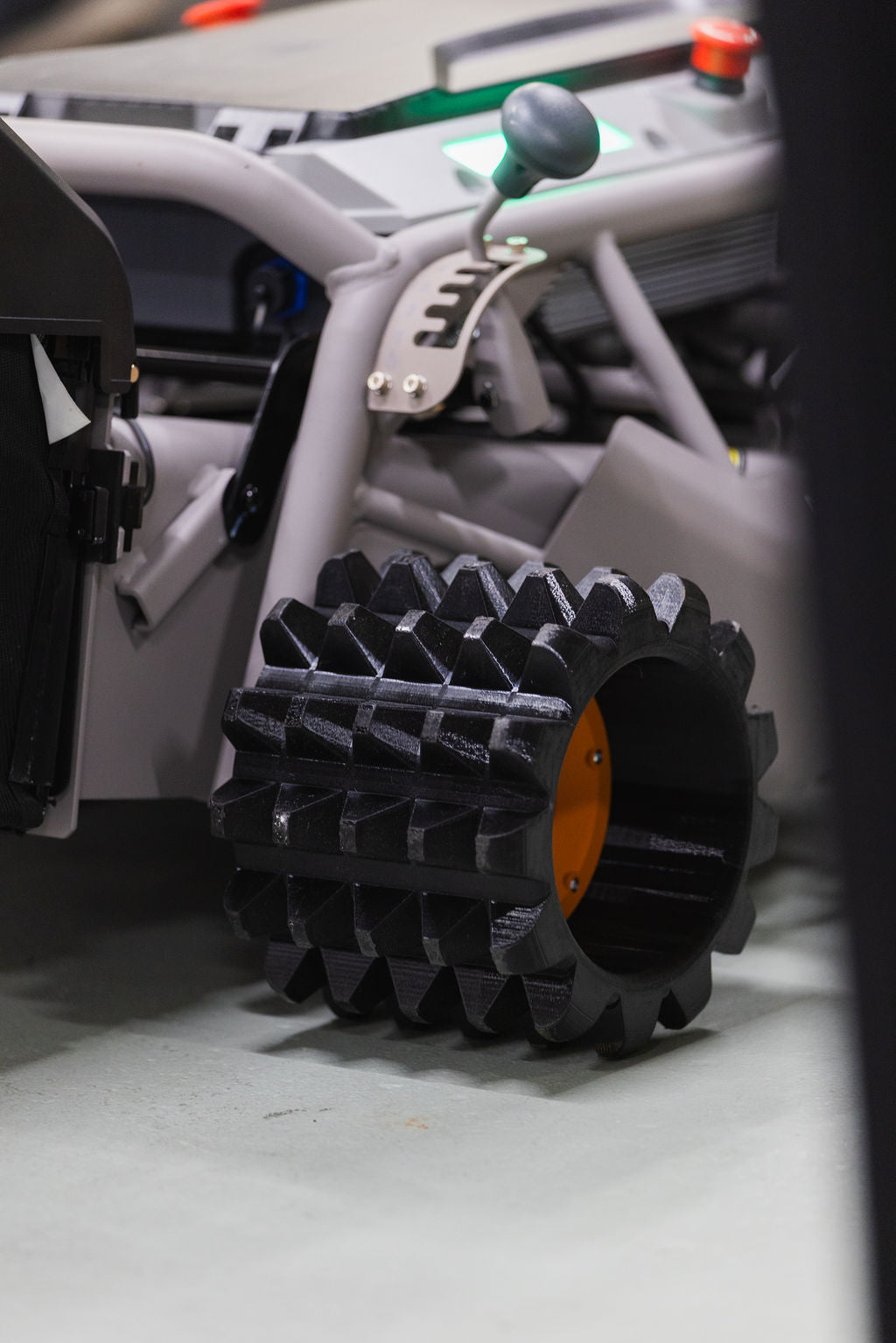 Mowrator S1 – 4WD 18Ah (mit Offroad-Rädern)
