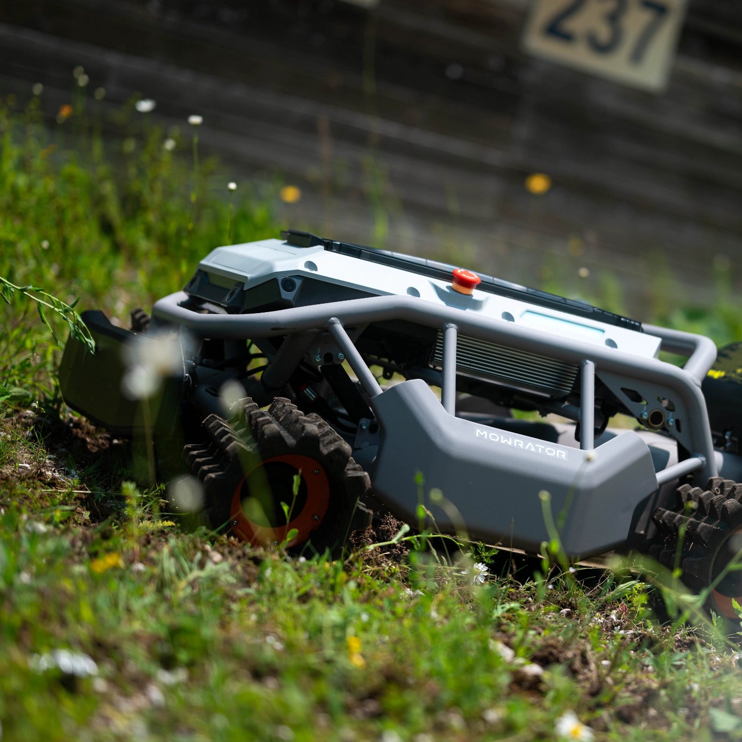 Mowrator S1 – 4WD 18Ah (mit Offroad-Rädern)