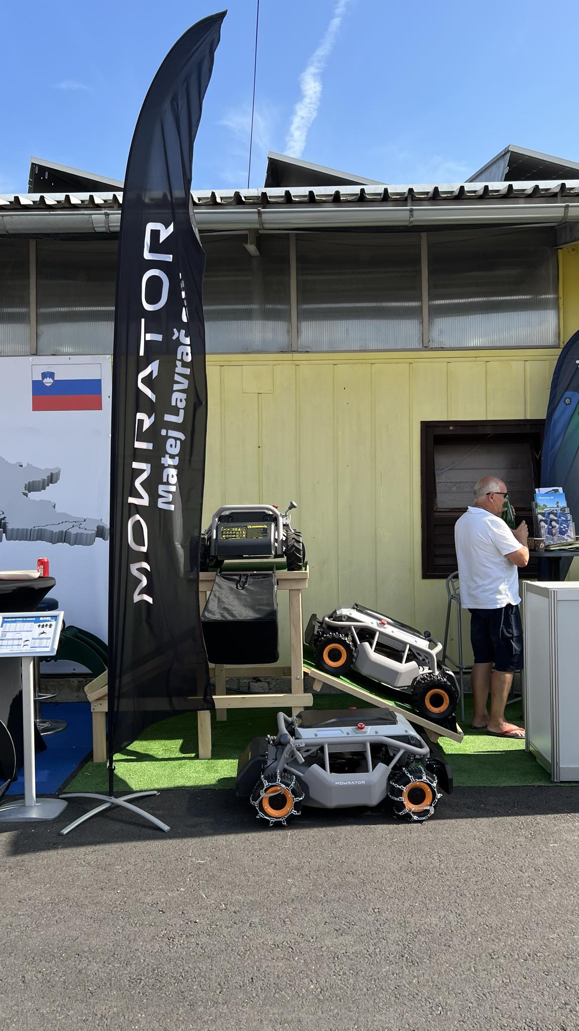 Mowrator S1 - 4WD 18Ah (mit Ketten)