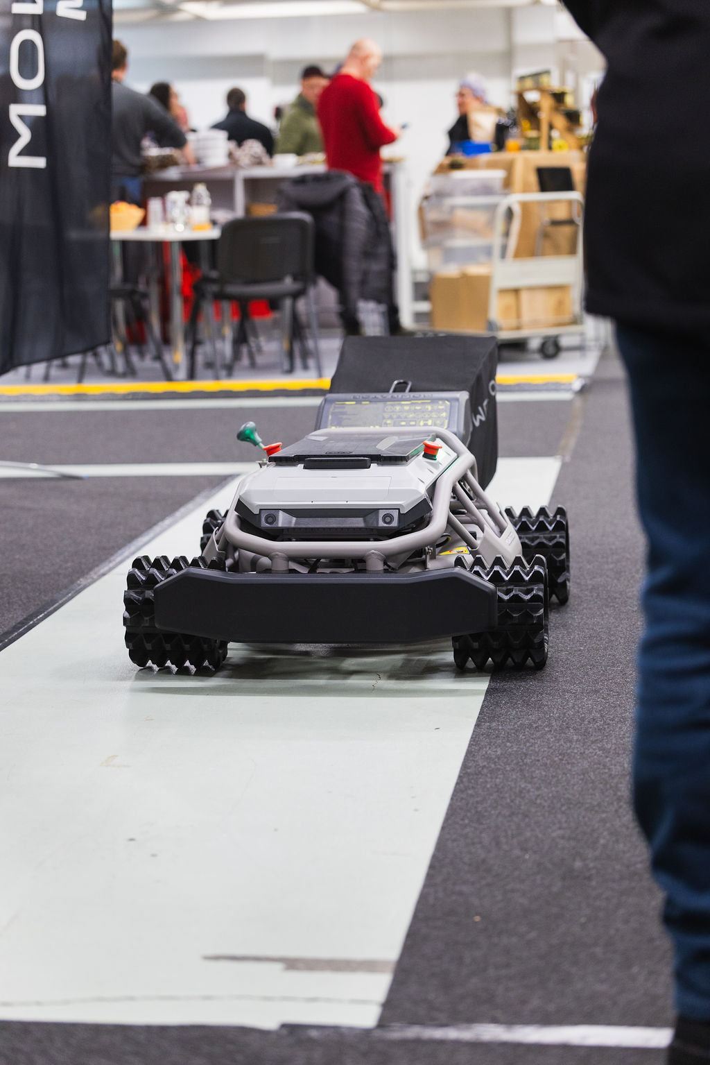 Mowrator S1 – 4WD 18Ah (mit Offroad-Rädern)